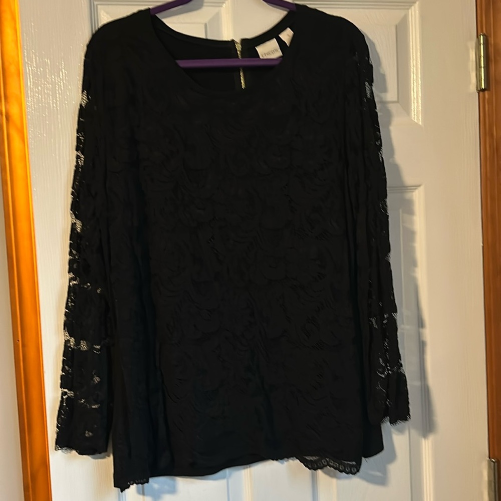 Black lacy Chico’s top size 3 xl